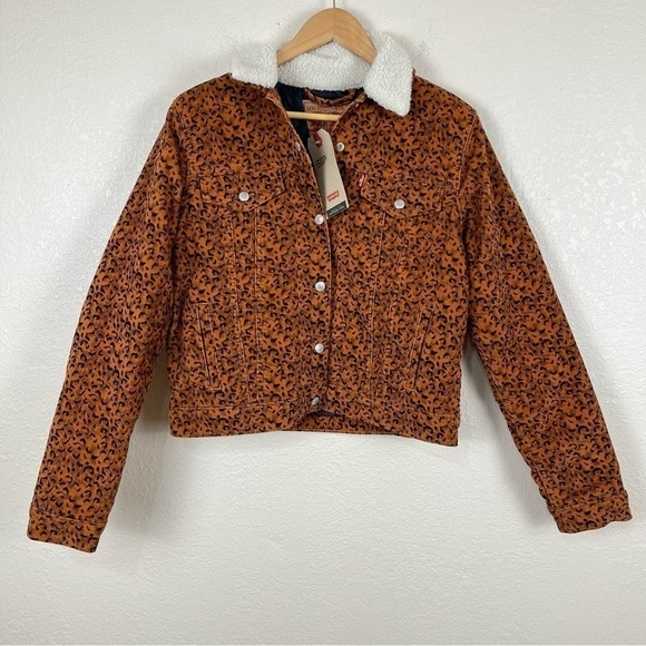 Levi’s Leopard Print Sherpa Tucker Jacket Size Medium Women IRREGULAR - Picture 3 of 15